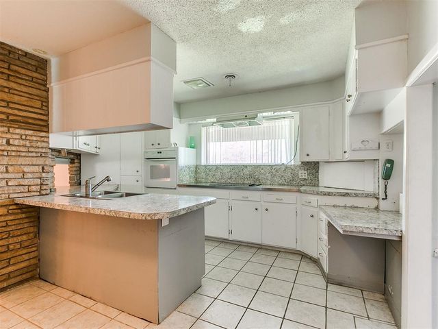 6508 S Country Club Drive, Oklahoma City, OK 73159