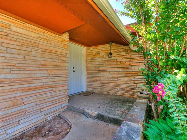 6508 S Country Club Drive, Oklahoma City, OK 73159