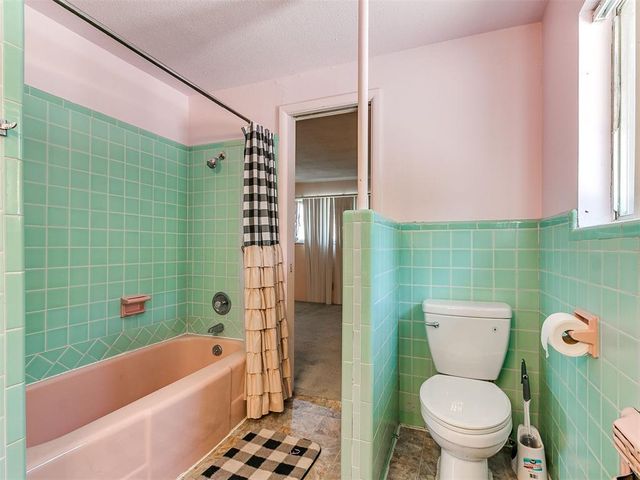 6508 S Country Club Drive, Oklahoma City, OK 73159