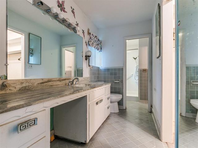 6508 S Country Club Drive, Oklahoma City, OK 73159