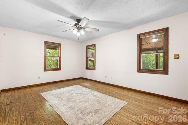3466 Dry Ponds Road, Granite Falls, NC 28630