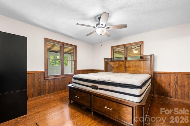 3466 Dry Ponds Road, Granite Falls, NC 28630