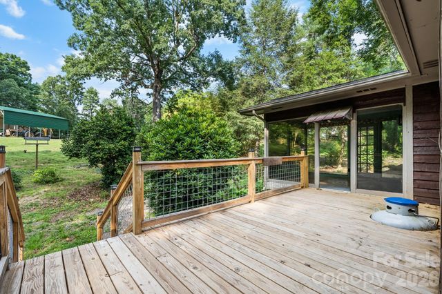 3466 Dry Ponds Road, Granite Falls, NC 28630