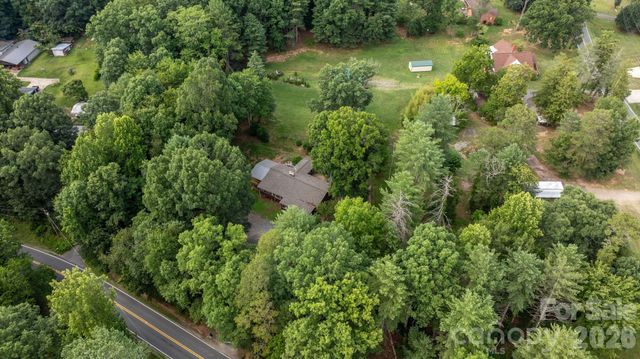 3466 Dry Ponds Road, Granite Falls, NC 28630