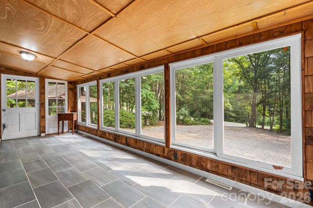 3466 Dry Ponds Road, Granite Falls, NC 28630