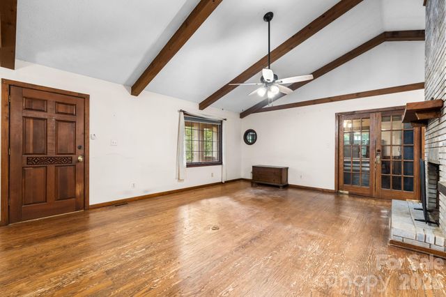 3466 Dry Ponds Road, Granite Falls, NC 28630