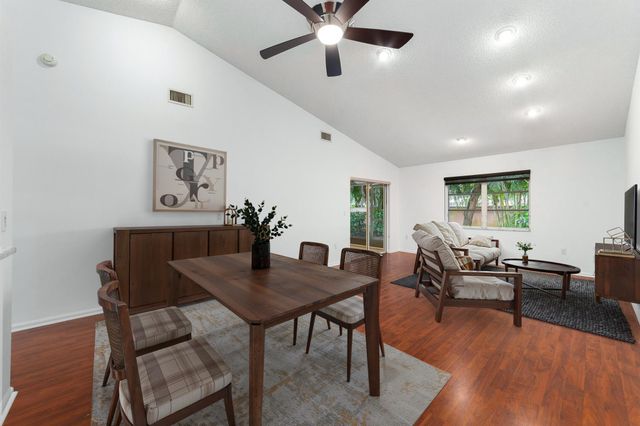 9904 Summerbrook Terrace C, Boynton Beach, FL 33437