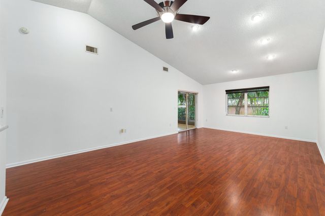 9904 Summerbrook Terrace C, Boynton Beach, FL 33437