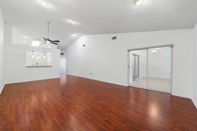 9904 Summerbrook Terrace C, Boynton Beach, FL 33437
