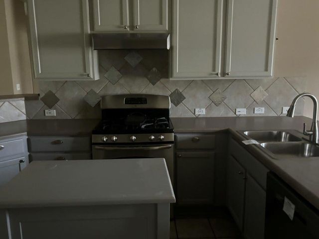 405 Dawson TRL, Georgetown, TX 78633