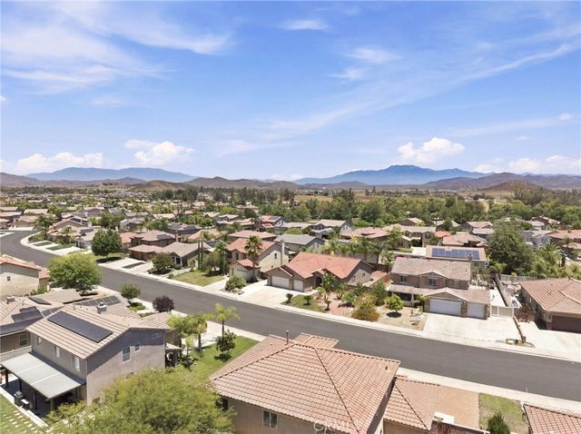 33380 Dolomite St., Menifee, CA 92584