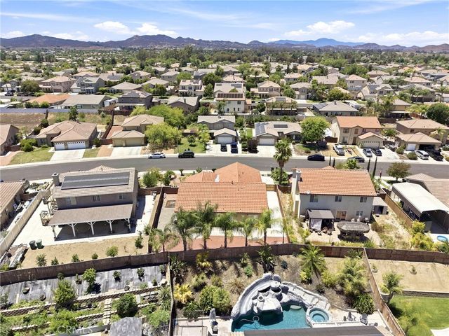 33380 Dolomite St., Menifee, CA 92584