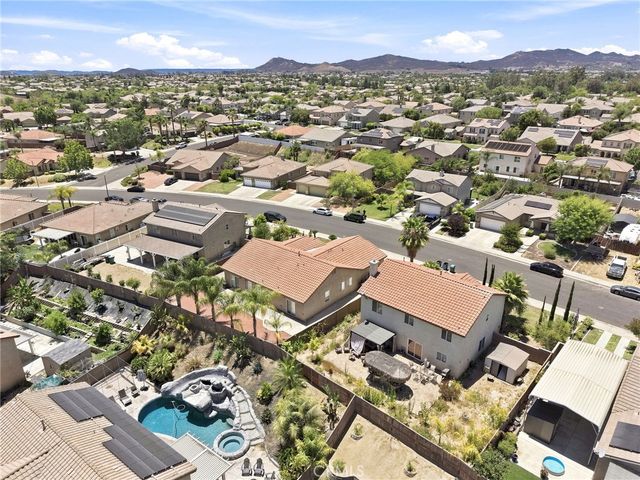 33380 Dolomite St., Menifee, CA 92584