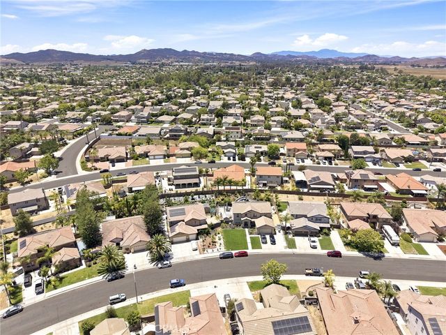 33380 Dolomite St., Menifee, CA 92584