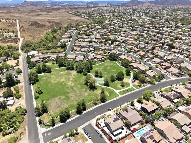 33380 Dolomite St., Menifee, CA 92584