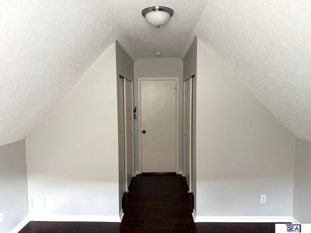 7502 N 107 Avenue, Omaha, NE 68122