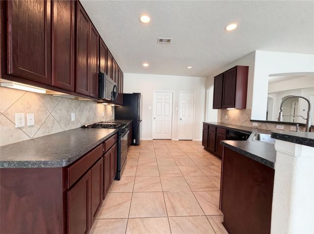 16803 W Whimbrel Circle, Conroe, TX 77385