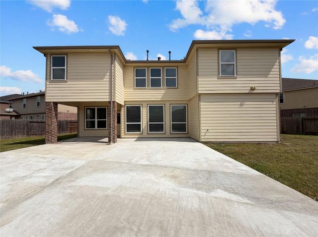 16803 W Whimbrel Circle, Conroe, TX 77385