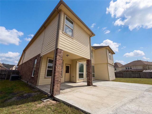16803 W Whimbrel Circle, Conroe, TX 77385
