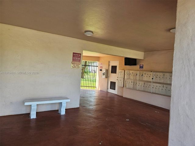 1103 NW 58th Terrace 321, Sunrise, FL 33313