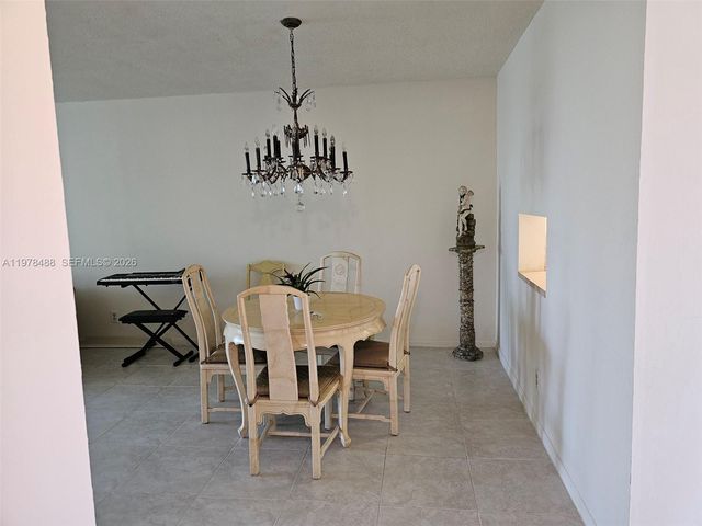 1103 NW 58th Terrace 321, Sunrise, FL 33313