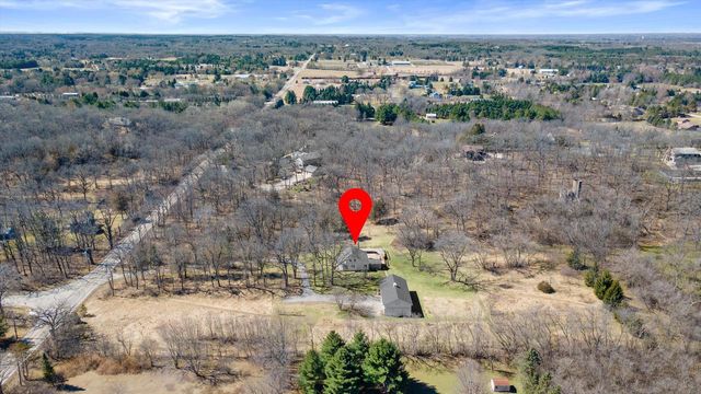 S38W31902 Wern WAY, Waukesha, WI 53189