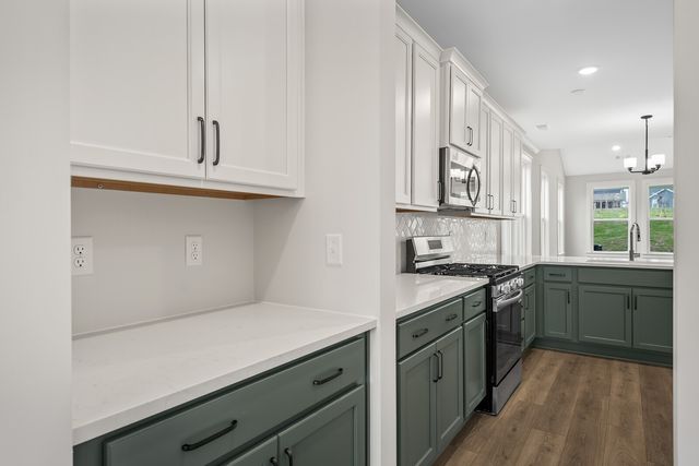 629 Conifer Drive, Spring Hill, TN 37174