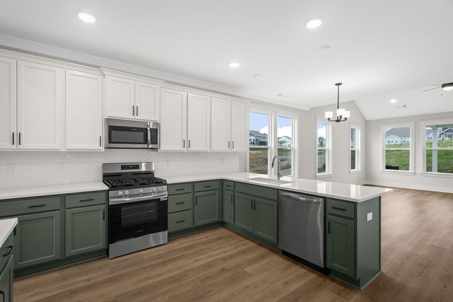 629 Conifer Drive, Spring Hill, TN 37174