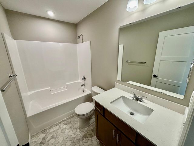 807 Walnut Grove Lane, Hanover, MN 55341