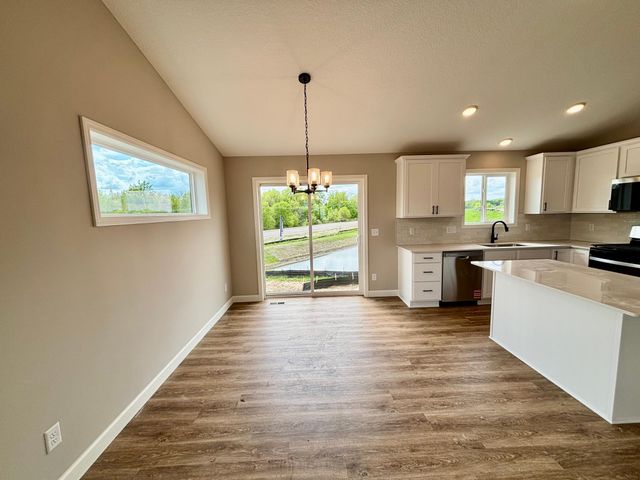 807 Walnut Grove Lane, Hanover, MN 55341