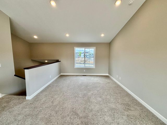 807 Walnut Grove Lane, Hanover, MN 55341