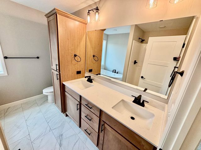 807 Walnut Grove Lane, Hanover, MN 55341