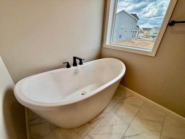 807 Walnut Grove Lane, Hanover, MN 55341