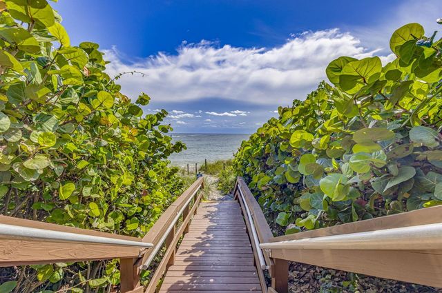 400 Ocean Trail Way 807, Jupiter, FL 33477