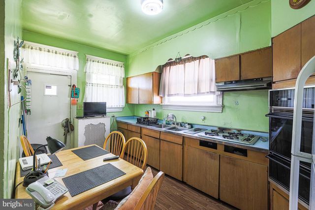 3203 CARLISLE AVE, Baltimore, MD 21216