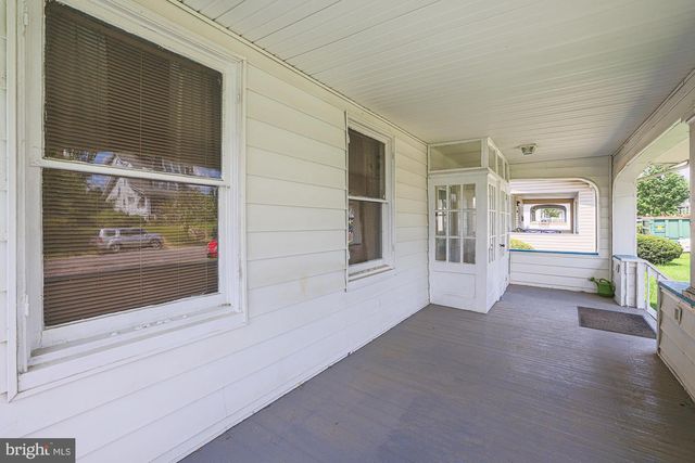 3203 CARLISLE AVE, Baltimore, MD 21216