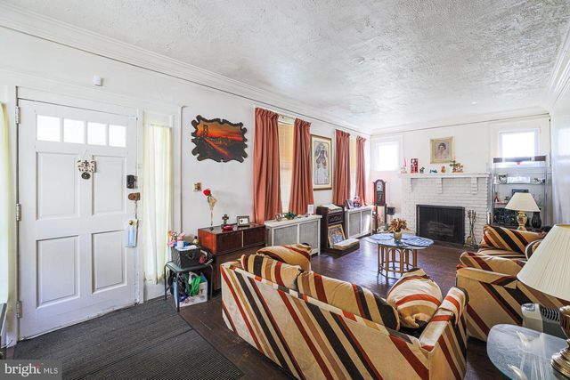 3203 CARLISLE AVE, Baltimore, MD 21216