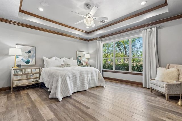 2216 Crestwood Drive, Jones, OK 73049