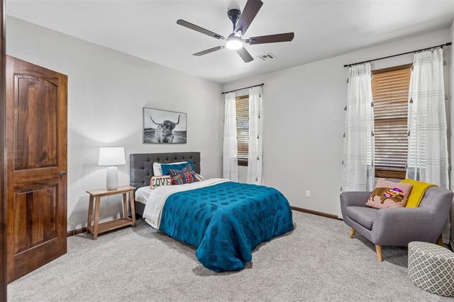 2216 Crestwood Drive, Jones, OK 73049