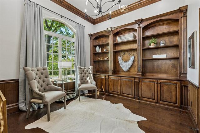 2216 Crestwood Drive, Jones, OK 73049