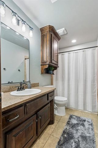 2216 Crestwood Drive, Jones, OK 73049