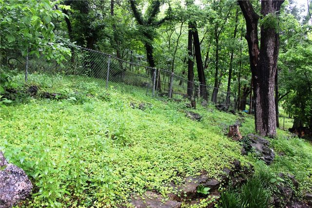 216 N Main Street, Eureka Springs, AR 72632