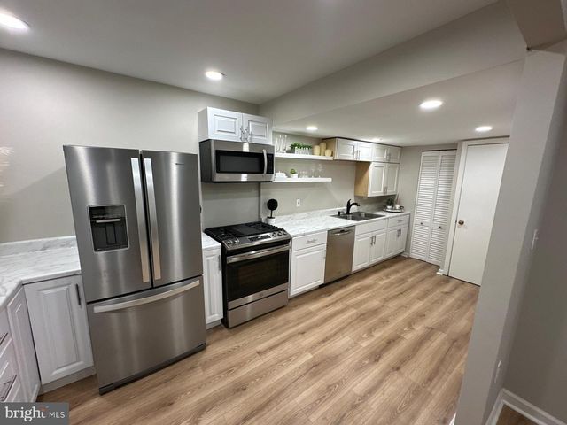 6521 GILDAR ST, Alexandria, VA 22310