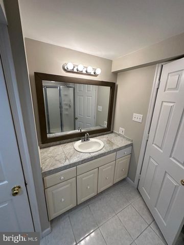 6521 GILDAR ST, Alexandria, VA 22310