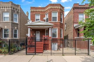 4038 W Potomac Avenue, Chicago, IL 60651