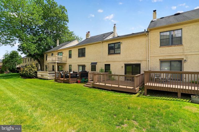 547 CANTERBURY RD, West Norriton, PA 19403
