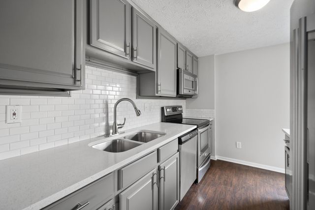 7370 Coldstream Drive, Columbus, OH 43235