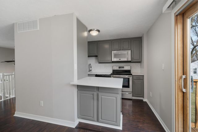 7370 Coldstream Drive, Columbus, OH 43235