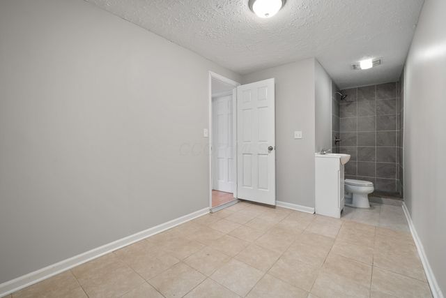 7370 Coldstream Drive, Columbus, OH 43235