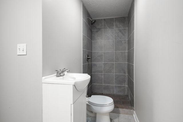 7370 Coldstream Drive, Columbus, OH 43235